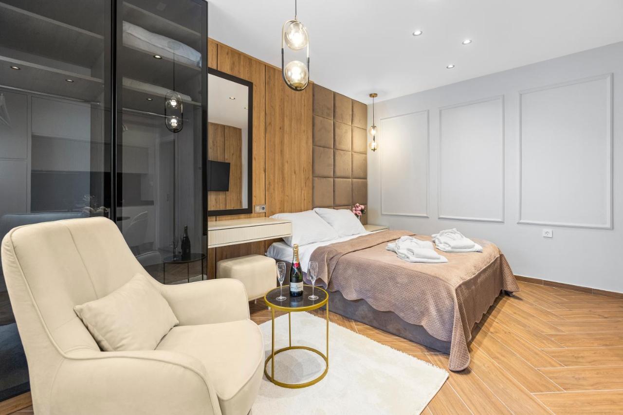קוטור Dekaderon Lux Apartments מראה חיצוני תמונה