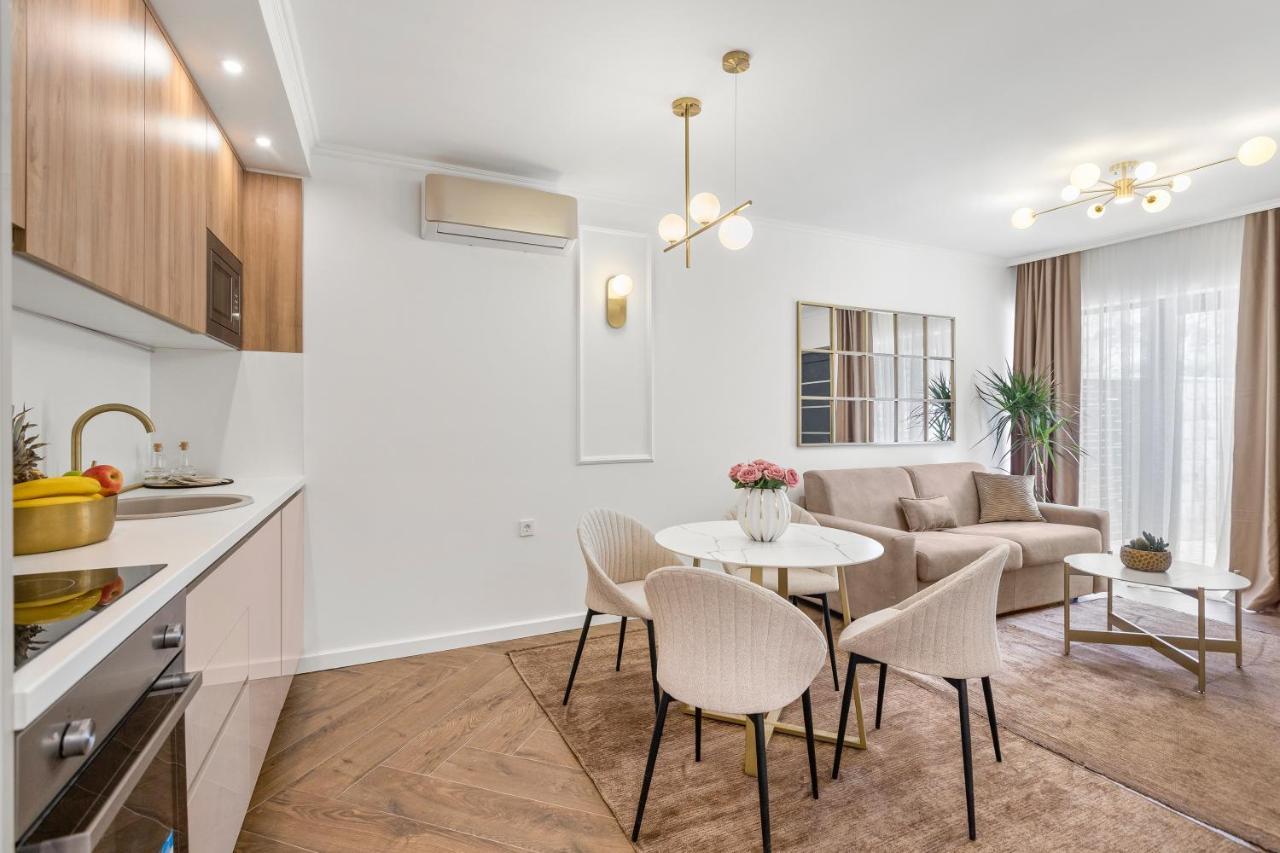 קוטור Dekaderon Lux Apartments מראה חיצוני תמונה