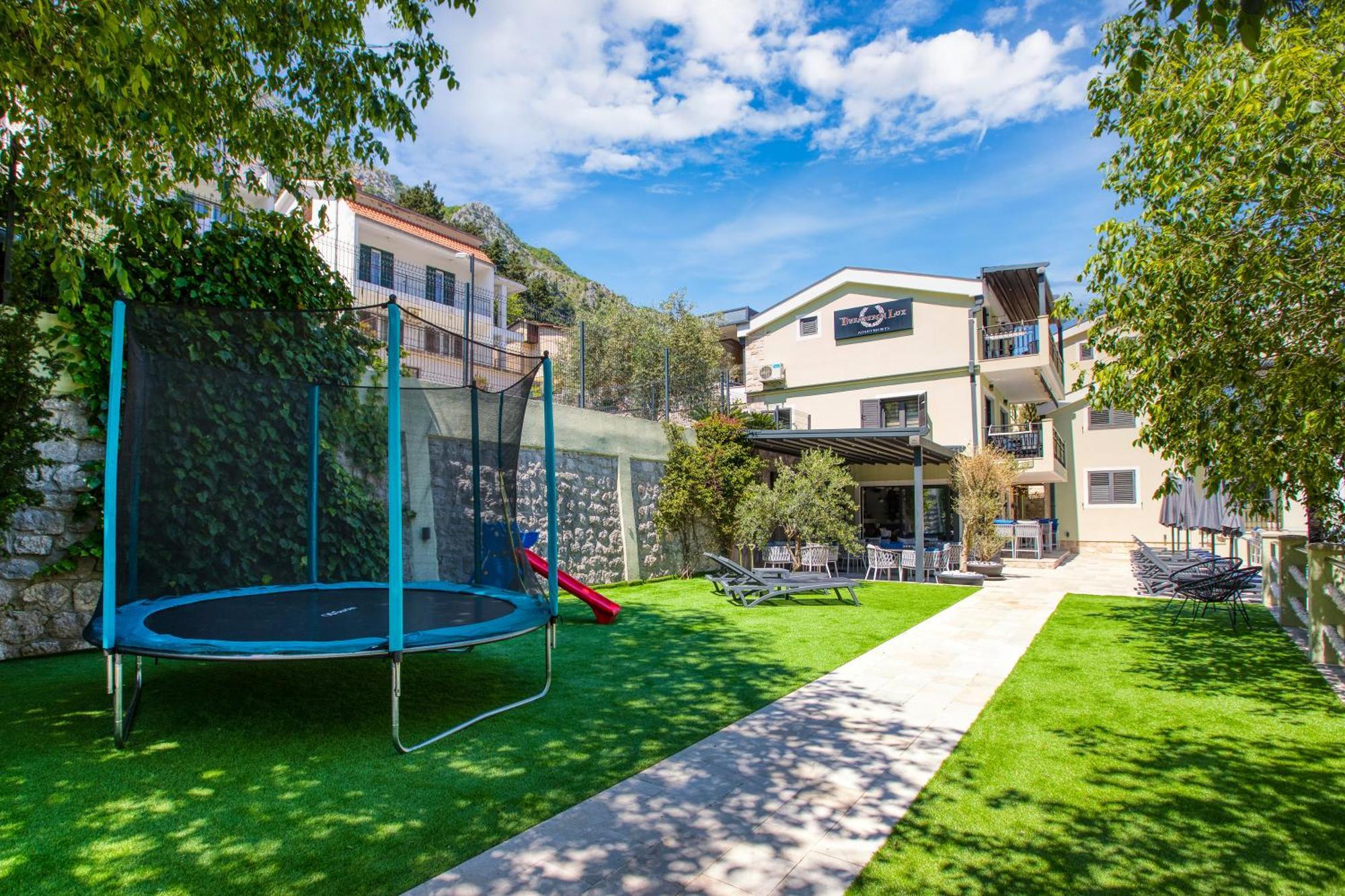 קוטור Dekaderon Lux Apartments מראה חיצוני תמונה