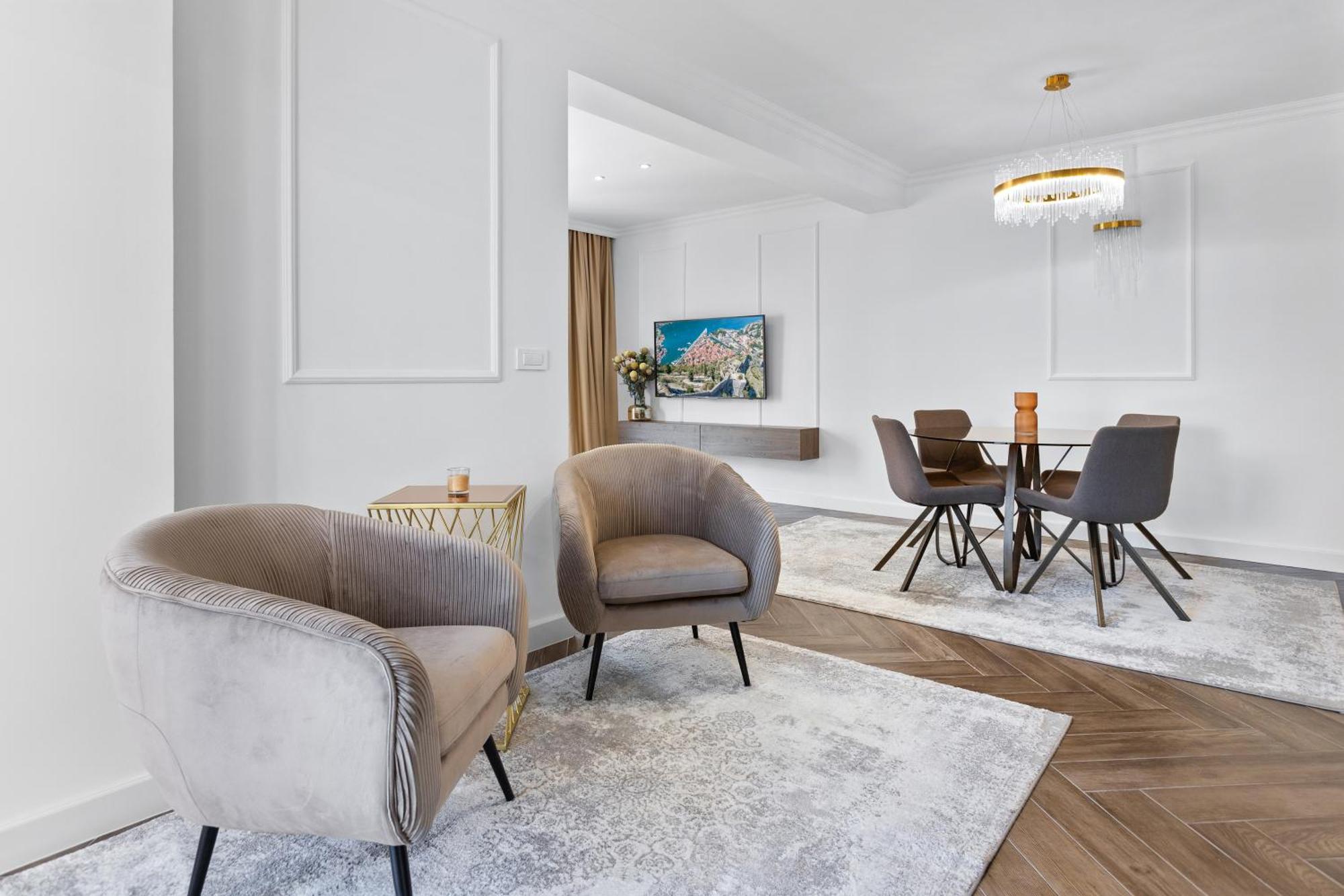 קוטור Dekaderon Lux Apartments מראה חיצוני תמונה