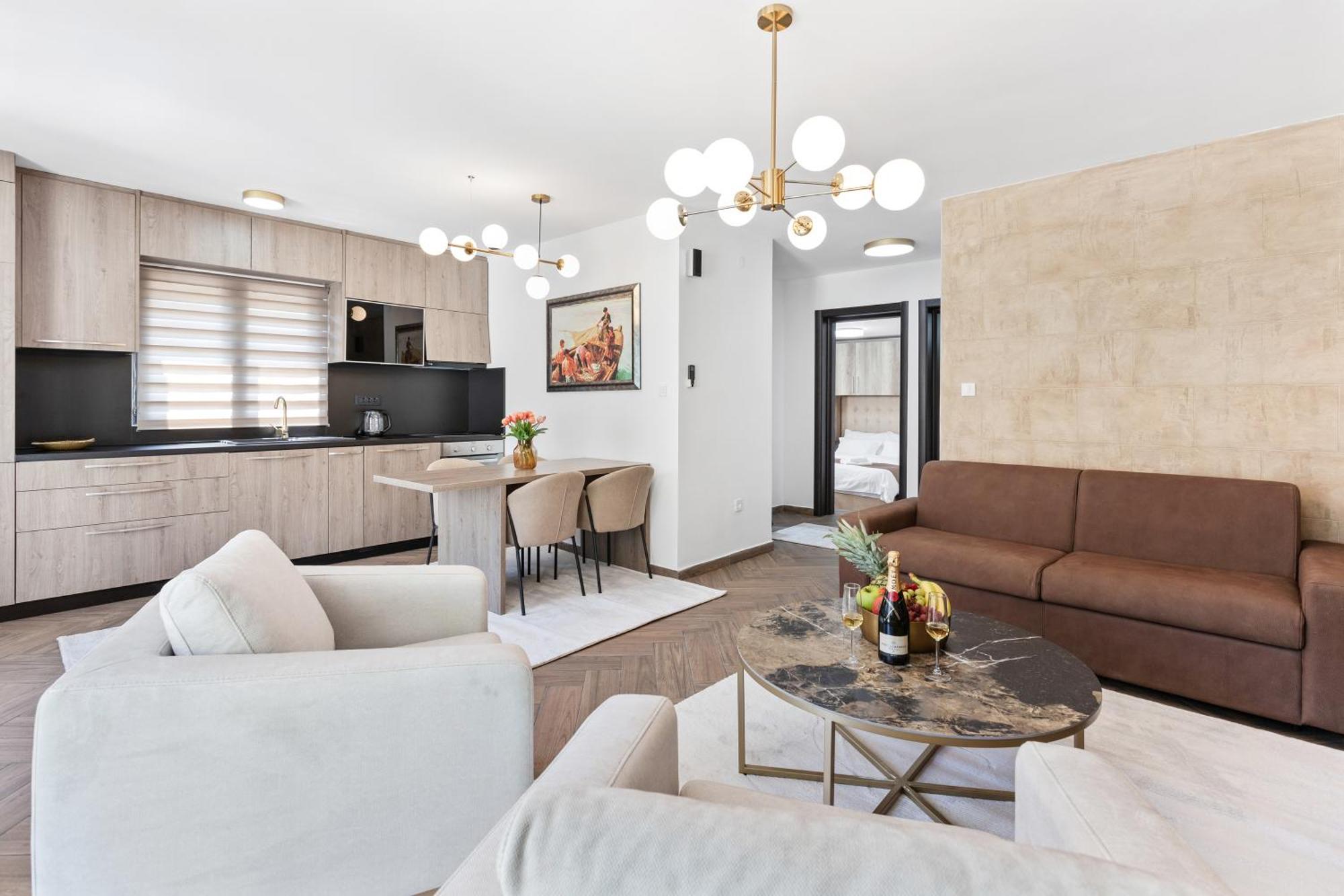 קוטור Dekaderon Lux Apartments מראה חיצוני תמונה