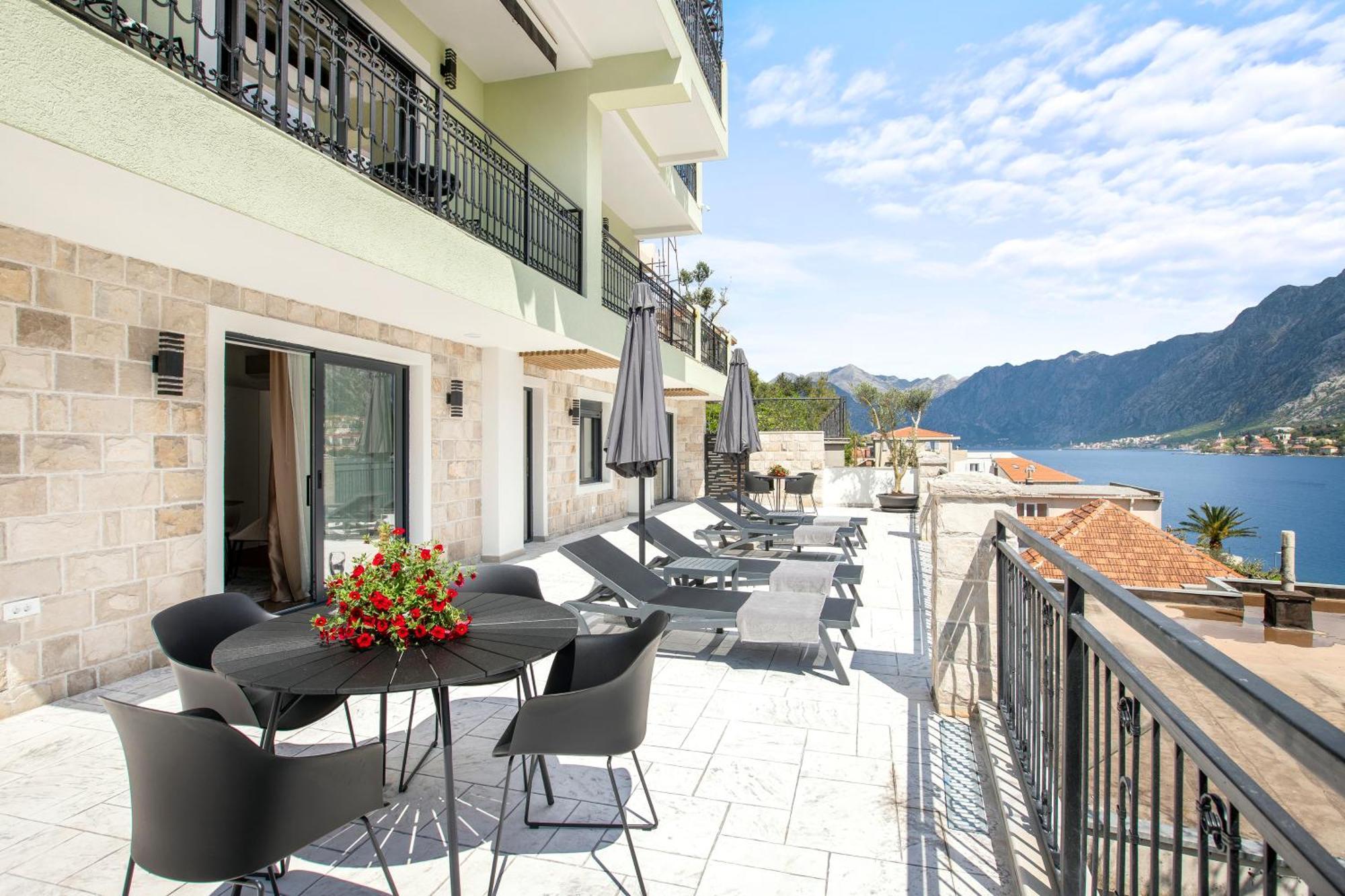 קוטור Dekaderon Lux Apartments מראה חיצוני תמונה